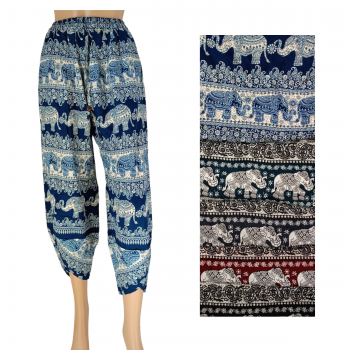 Rayon Elephant print 3Q pants Free Size