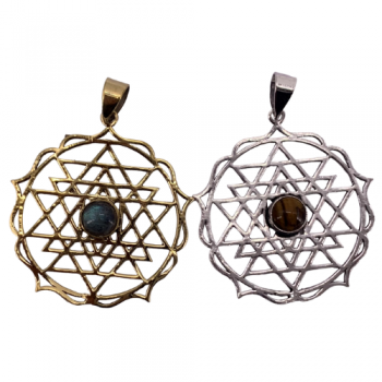 P004-B Sri Yantra Pendents With Stones