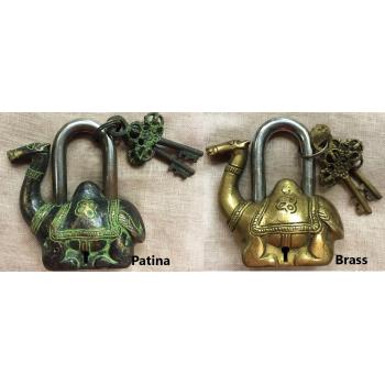 Locks-5 Camel Lock Patina Or Brass